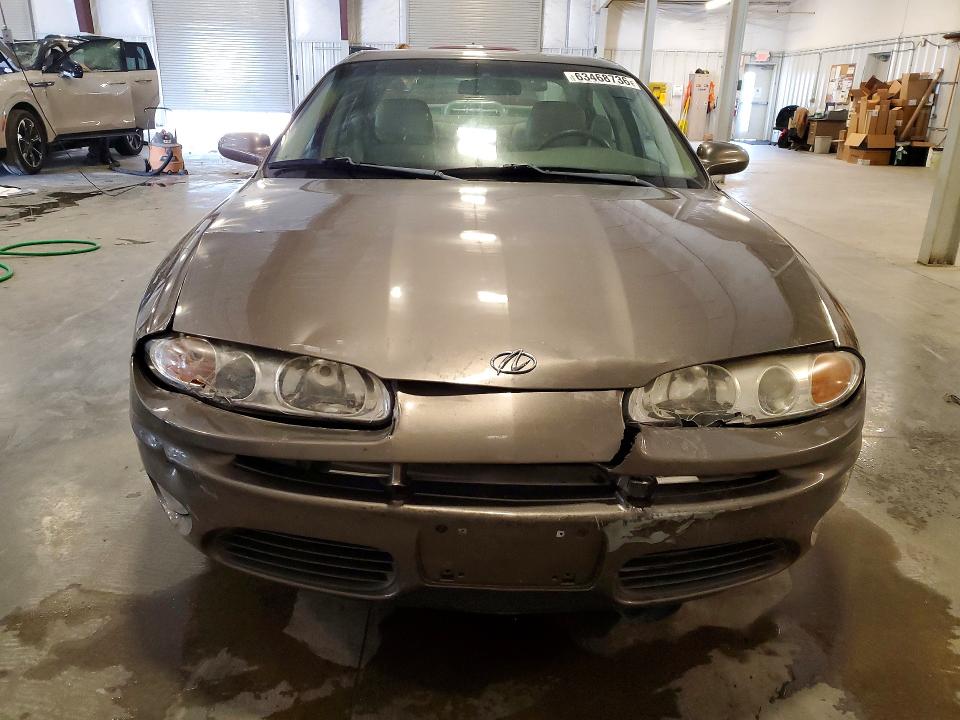 2001 Oldsmobile Aurora მანქანა იყიდება აუქციონზე, vin: 1G3GR62H214100461, აუქციონის ნომერი: 63468736