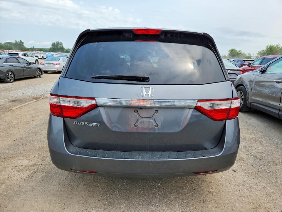 61699016 :رقم المزاد ، 5FNRL5H64BB068262 vin ، 2011 Honda Odyssey مزاد بيع