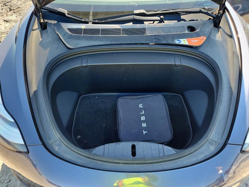 Продажа на аукционе авто 2018 Tesla Model 3, vin: 5YJ3E1EA0JF019043, номер лота: 62487516