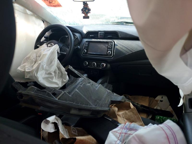 66611266 :رقم المزاد ، 3N1CN8DV1ML858298 vin ، 2021 Nissan Versa مزاد بيع