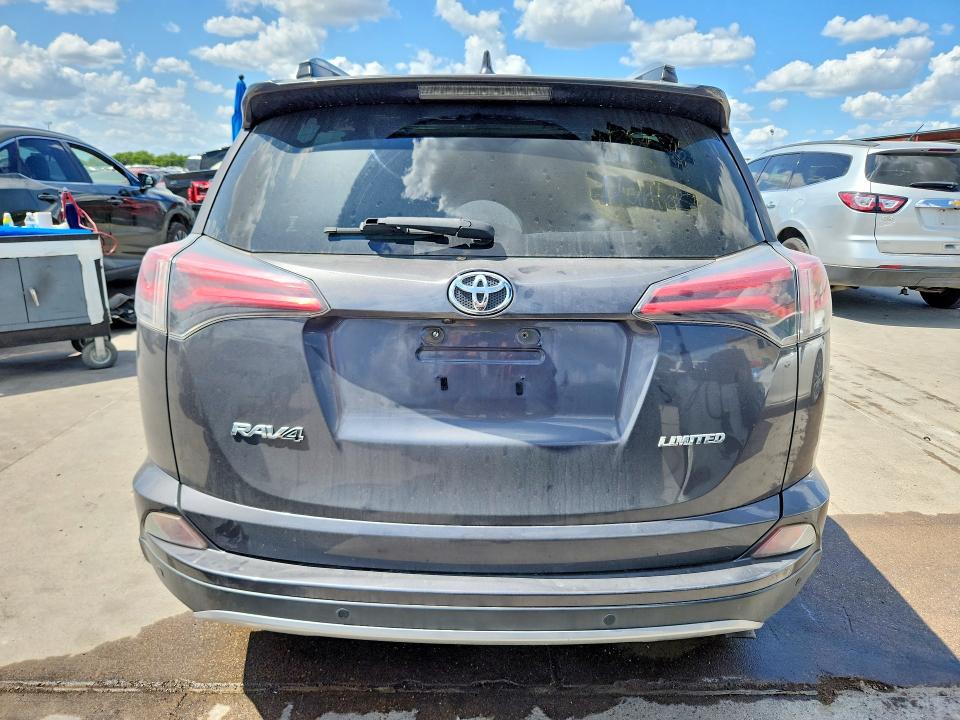 Продаж на аукціоні авто 2017 Toyota Rav4, vin: JTMYFREV1HJ116727, номер лоту: 64302546