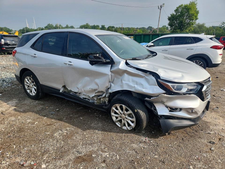 64367826 :رقم المزاد ، 2GNAXREV9J6139634 vin ، 2018 Chevrolet Equinox مزاد بيع