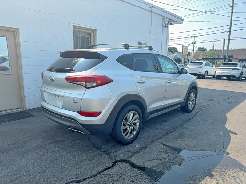 65103296 :رقم المزاد ، KM8J3CA29GU192143 vin ، 2016 Hyundai Tucson مزاد بيع