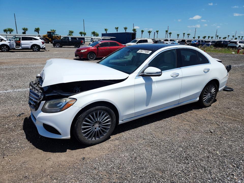 2016 Mercedes-benz C მანქანა იყიდება აუქციონზე, vin: 55SWF4KB0GU098259, აუქციონის ნომერი: 65477496