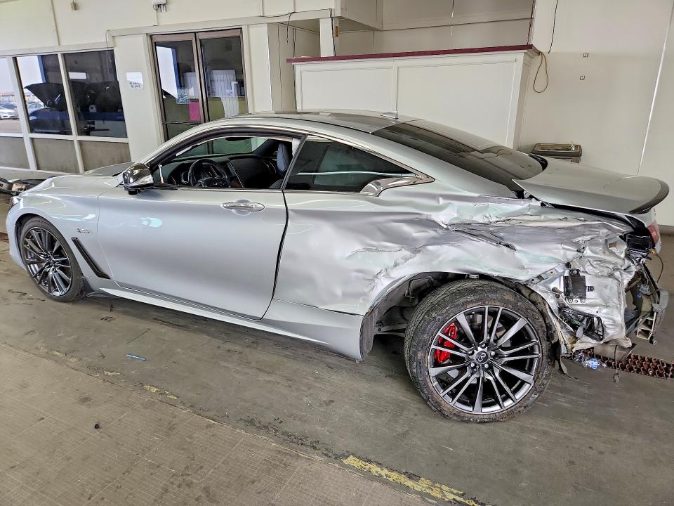 65559256 :رقم المزاد ، JN1FV7ELXHM702325 vin ، 2017 Infiniti Q60 مزاد بيع