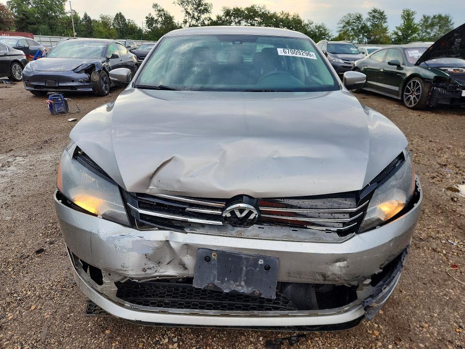 Продажа на аукционе авто 2013 Volkswagen Passat, vin: 1VWAH7A38DC086335, номер лота: 67009296