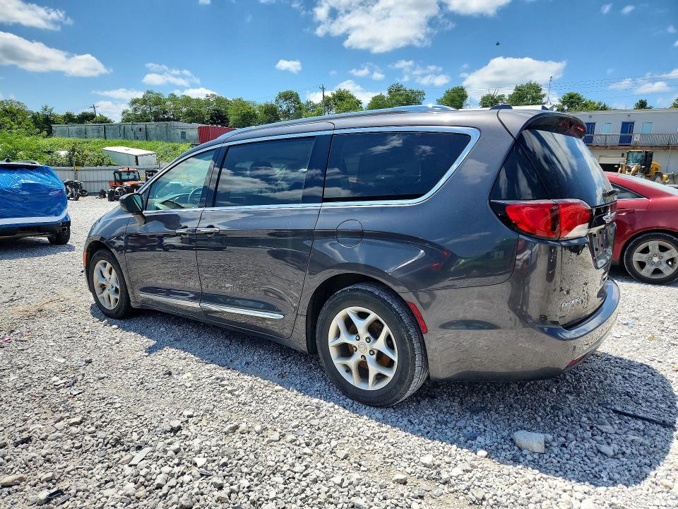 63448716 :رقم المزاد ، 2C4RC1EG1KR686942 vin ، 2019 Chrysler Pacifica مزاد بيع