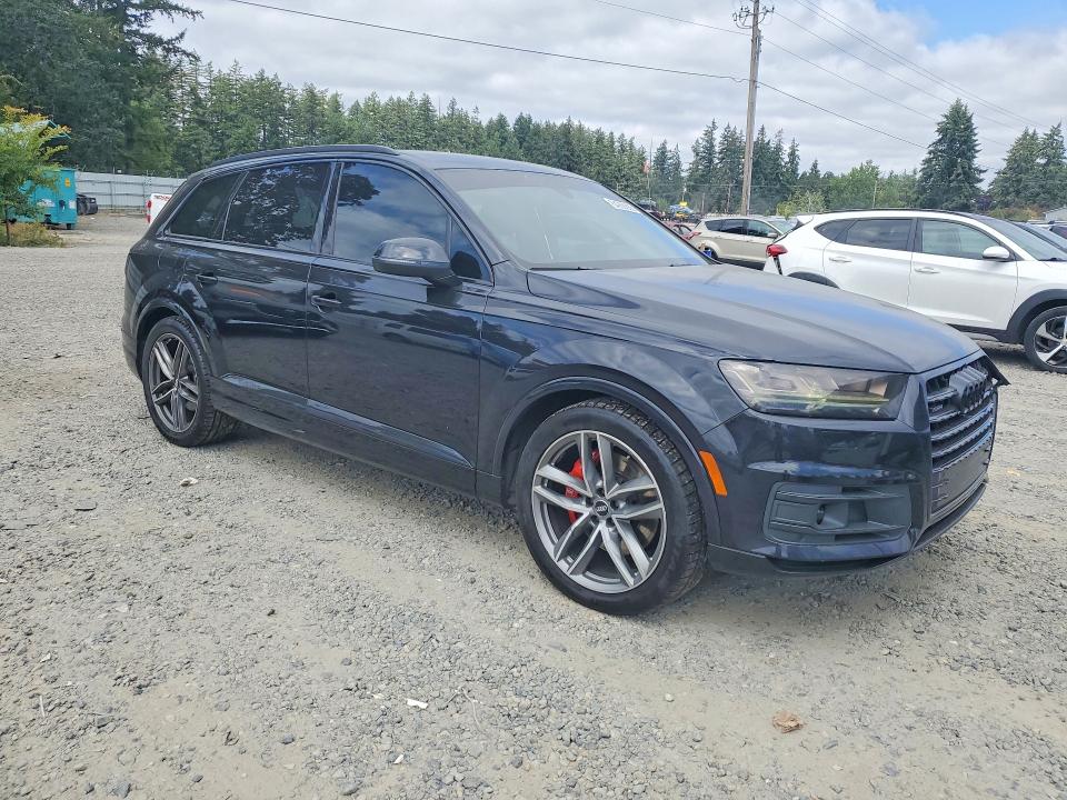 Продаж на аукціоні авто 2017 Audi Q7, vin: WA1VAAF78HD020654, номер лоту: 64288886
