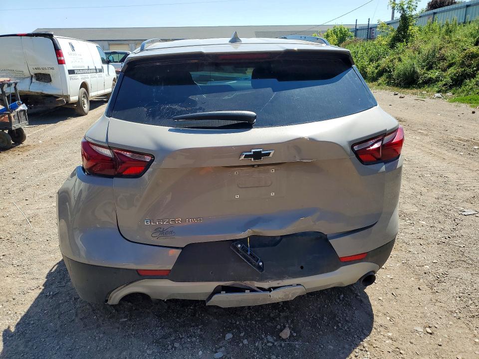 63032776 :رقم المزاد ، 3GNKBHRS7MS559847 vin ، 2021 Chevrolet Blazer مزاد بيع