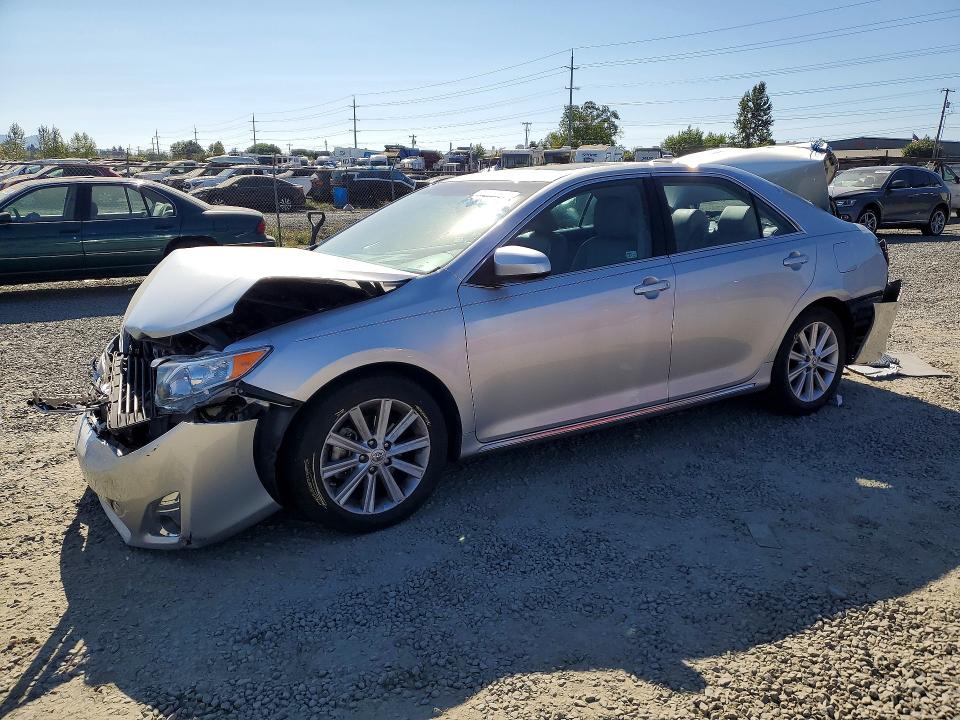 2012 Toyota Camry მანქანა იყიდება აუქციონზე, vin: 4T4BF1FK2CR238470, აუქციონის ნომერი: 64398056