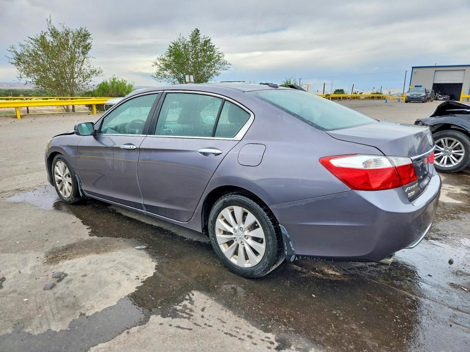 Auction sale of the 2014 Honda Accord, vin: 1HGCR3F85EA022788, lot number: 66758306