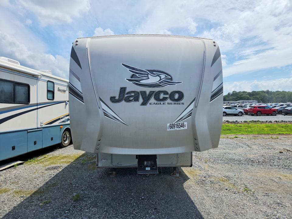 60916546 :رقم المزاد ، 1UJCJ0BT0J1WD0349 vin ، 2018 Jayco Eagle مزاد بيع