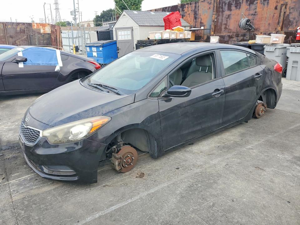 Продажа на аукционе авто 2015 Kia Forte, vin: KNAFK4A6XF5347472, номер лота: 63671866