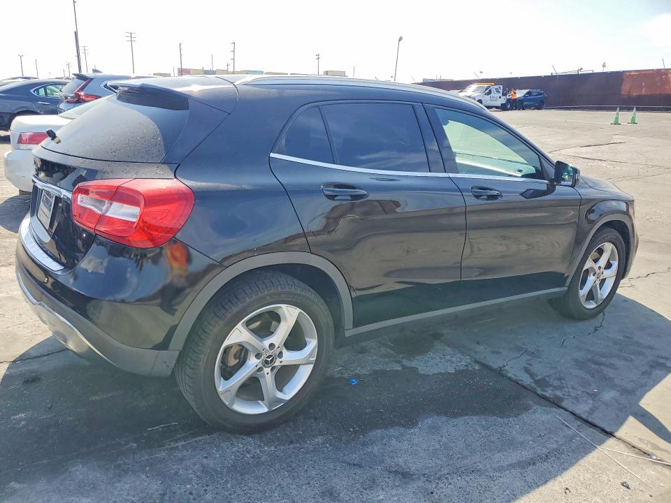Продаж на аукціоні авто 2018 Mercedes-benz Gla, vin: WDCTG4EB0JJ437948, номер лоту: 64448976