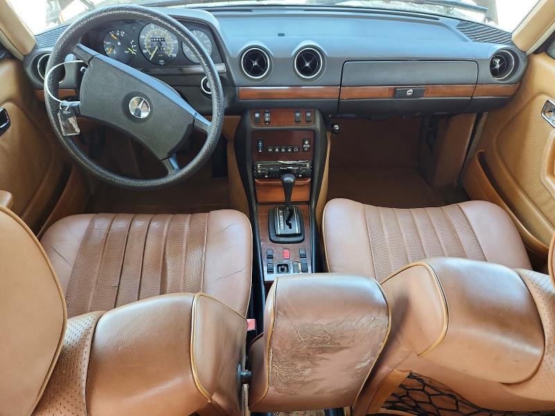 1985 Mercedes-benz 300 მანქანა იყიდება აუქციონზე, vin: WDBAB33CXFA272238, აუქციონის ნომერი: 65902846