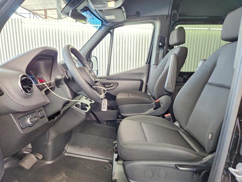 63660056 :رقم المزاد ، W1Z4KGHY0TT606570 vin ، 2026 Mercedes-benz Sprinter مزاد بيع