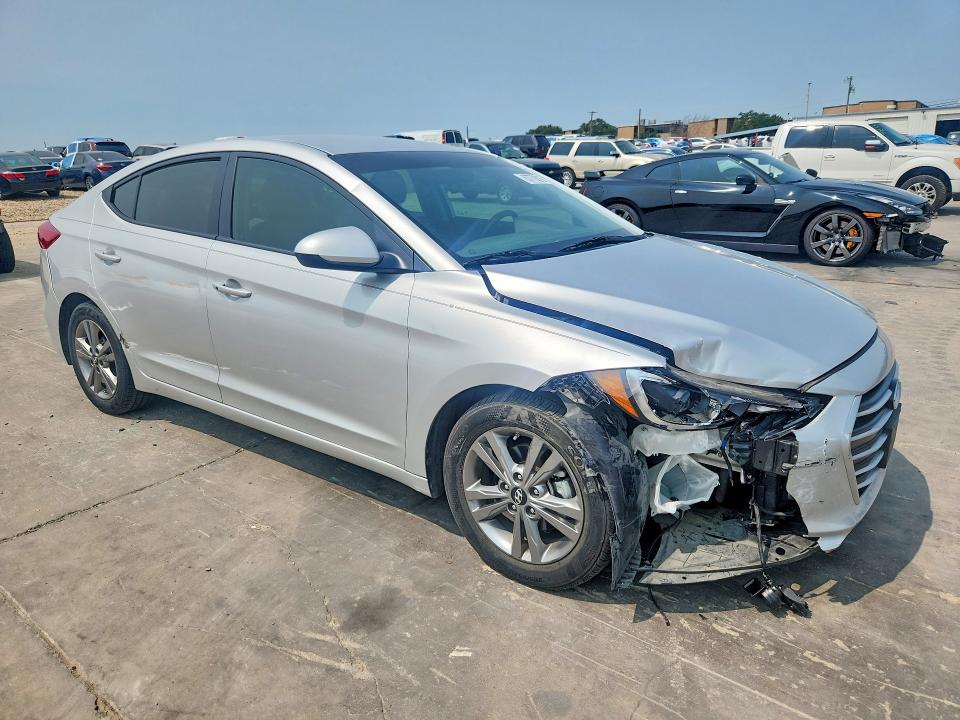 2017 Hyundai Elantra მანქანა იყიდება აუქციონზე, vin: 5NPD84LF9HH050086, აუქციონის ნომერი: 63779216