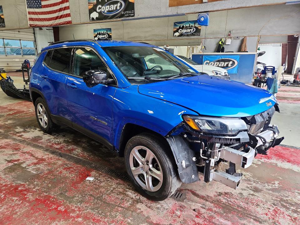 66024556 :رقم المزاد ، 3C4NJDBN9PT550328 vin ، 2023 Jeep Compass مزاد بيع