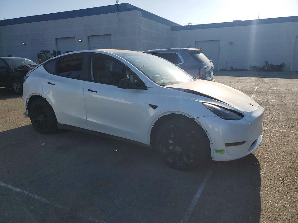 61975746 :رقم المزاد ، 7SAYGDEE3PF839052 vin ، 2023 Tesla Model Y مزاد بيع