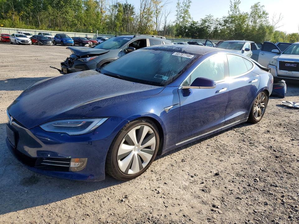 65787746 :رقم المزاد ، 5YJSA1E27LF390333 vin ، 2020 Tesla Model S مزاد بيع