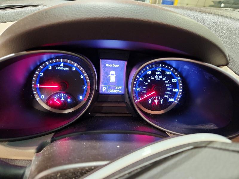 Продажа на аукционе авто 2015 Hyundai Santa Fe Sport, vin: 5XYZTDLB7FG301645, номер лота: 63749726