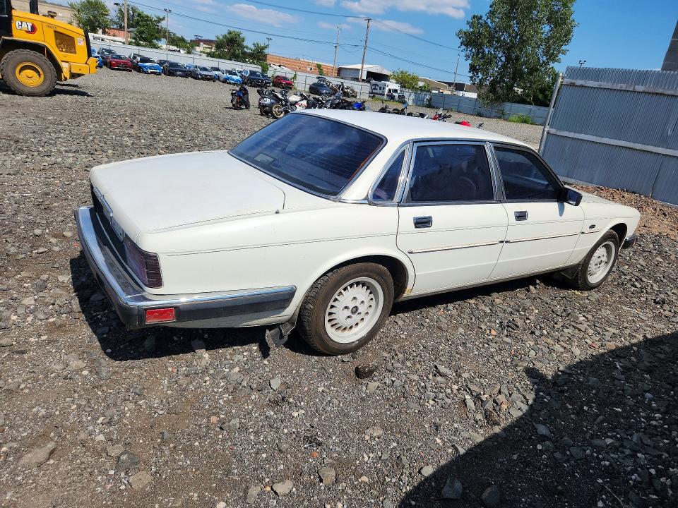 1989 Jaguar Xj6 მანქანა იყიდება აუქციონზე, vin: SAJHY1541KC567978, აუქციონის ნომერი: 65730346