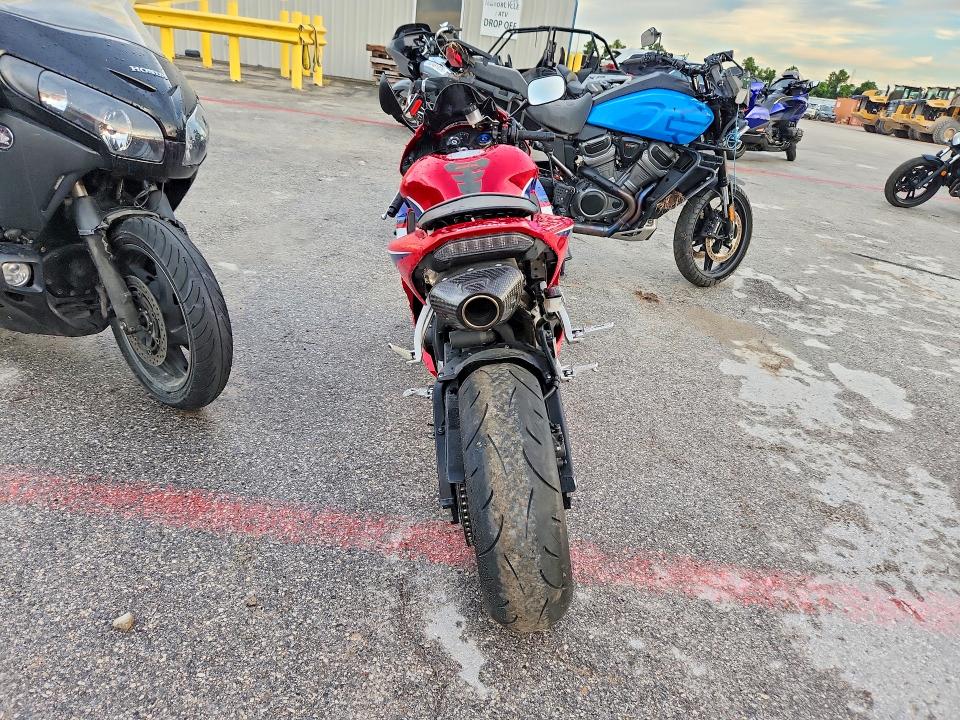 Продажа на аукционе авто 2024 Honda Cbr600, vin: JH2PC40J8RK100541, номер лота: 64274726