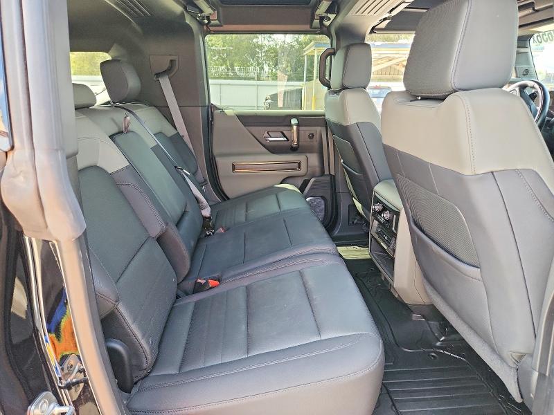 65014656 :رقم المزاد ، 1GKB0NDEXSU106337 vin ، 2025 Gmc Hummer Suv مزاد بيع
