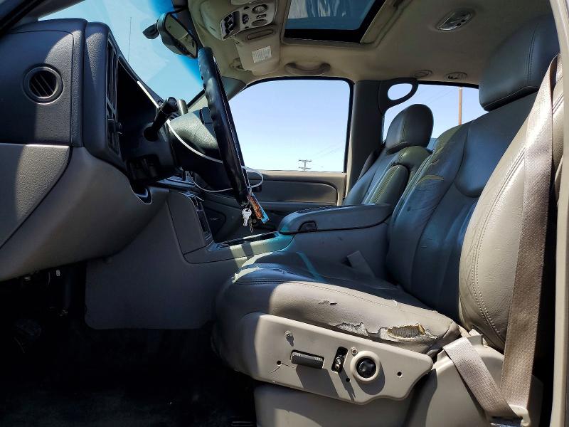 63765626 :رقم المزاد ، 1GNEC13T74R275138 vin ، 2004 Chevrolet Tahoe مزاد بيع