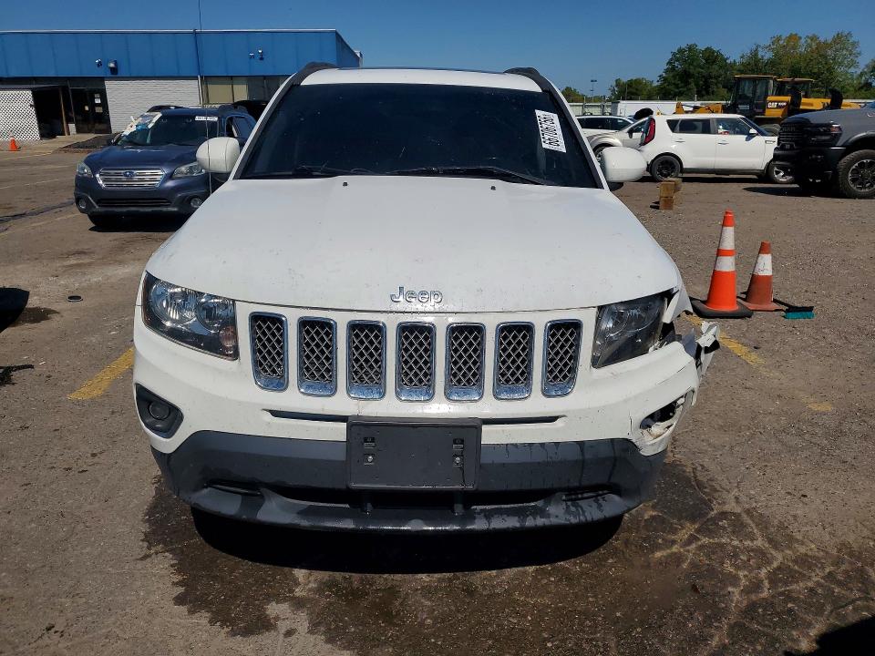 2017 Jeep Compass მანქანა იყიდება აუქციონზე, vin: 1C4NJCEB7HD156023, აუქციონის ნომერი: 66706756