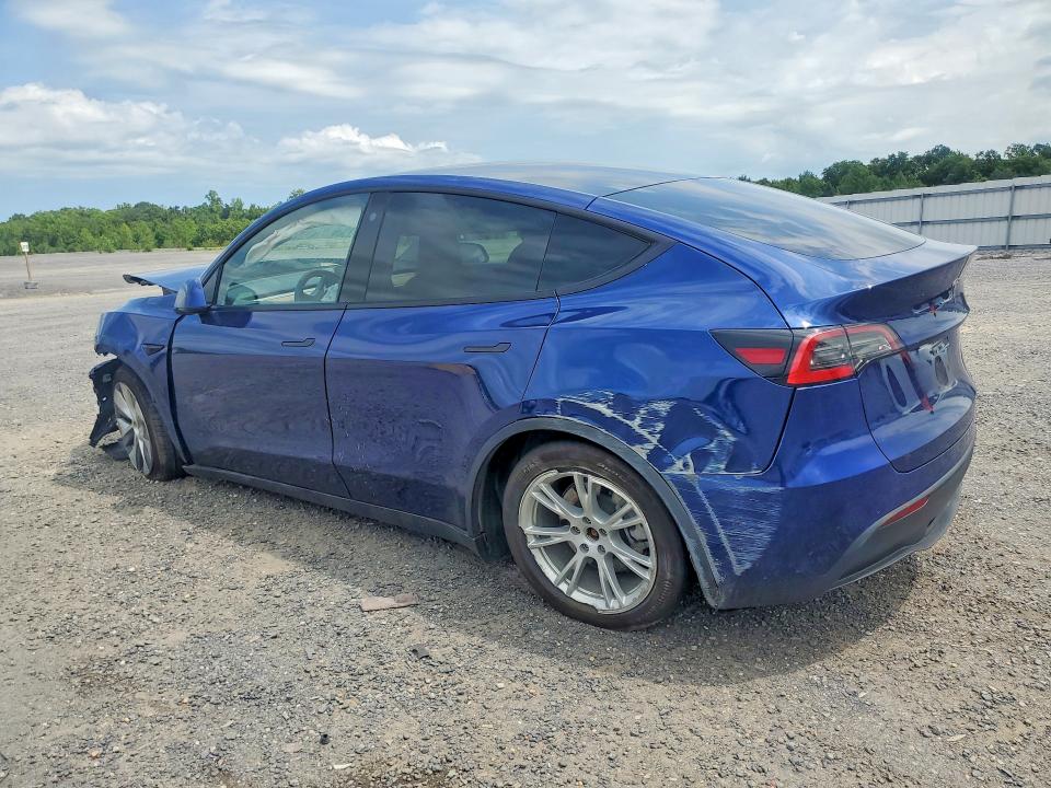 63863076 :رقم المزاد ، 5YJYGDEE5MF065914 vin ، 2021 Tesla Model Y مزاد بيع