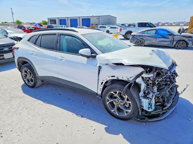 64745606 :رقم المزاد ، KL77LHEP6SC141874 vin ، 2025 Chevrolet Trax مزاد بيع