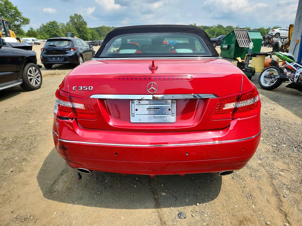 2011 Mercedes-benz E მანქანა იყიდება აუქციონზე, vin: WDDKK5GF0BF054379, აუქციონის ნომერი: 64766906