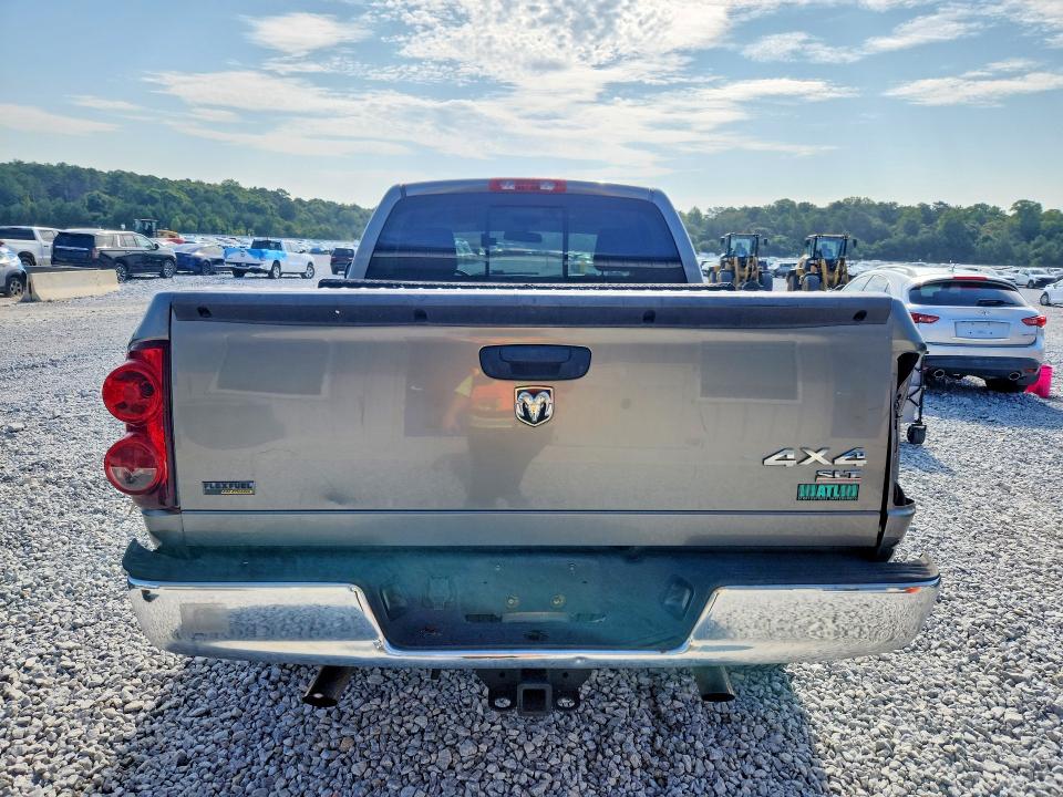 64590176 :رقم المزاد ، 1D7HU16PX7J608345 vin ، 2007 Dodge Ram 1500 مزاد بيع