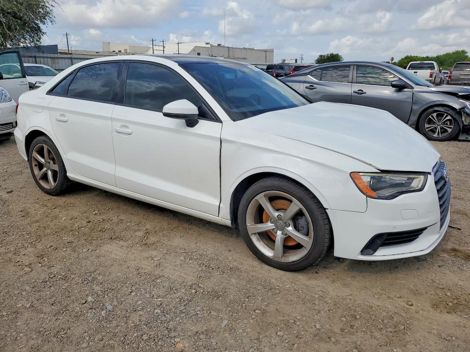 63767916 :رقم المزاد ، WAUA7GFF4G1032536 vin ، 2016 Audi A3 مزاد بيع