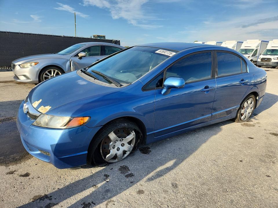 63692726 :رقم المزاد ، 2HGFA1F57AH320771 vin ، 2010 Honda Civic مزاد بيع