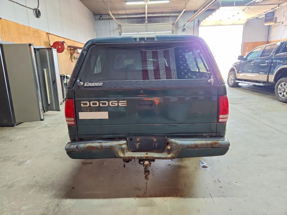 65299596 :رقم المزاد ، 1B7GL2AN4YS781598 vin ، 2000 Dodge Dakota مزاد بيع