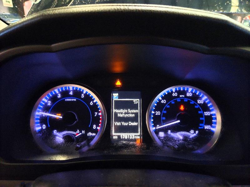 Продаж на аукціоні авто 2018 Toyota Highlander, vin: 5TDBZRFH6JS808738, номер лоту: 63936326