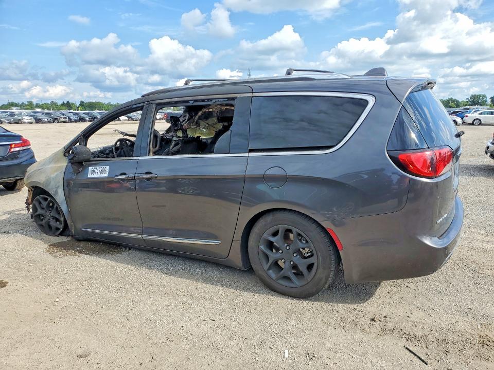 66747806 :رقم المزاد ، 2C4RC1EG1HR523295 vin ، 2017 Chrysler Pacifica مزاد بيع