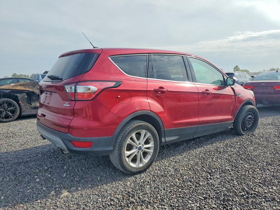 2017 Ford Escape მანქანა იყიდება აუქციონზე, vin: 1FMCU0GD6HUC23315, აუქციონის ნომერი: 65815046