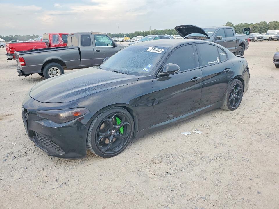 Продаж на аукціоні авто 2018 Alfa Romeo Giulia, vin: ZARFAECN7J7566988, номер лоту: 66966186