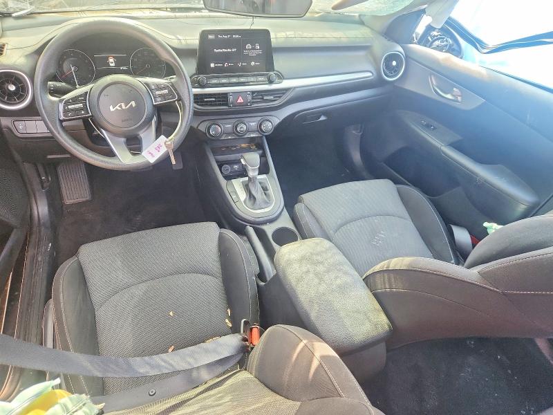 63188576 :رقم المزاد ، 3KPF24ADXRE739927 vin ، 2024 Kia Forte مزاد بيع