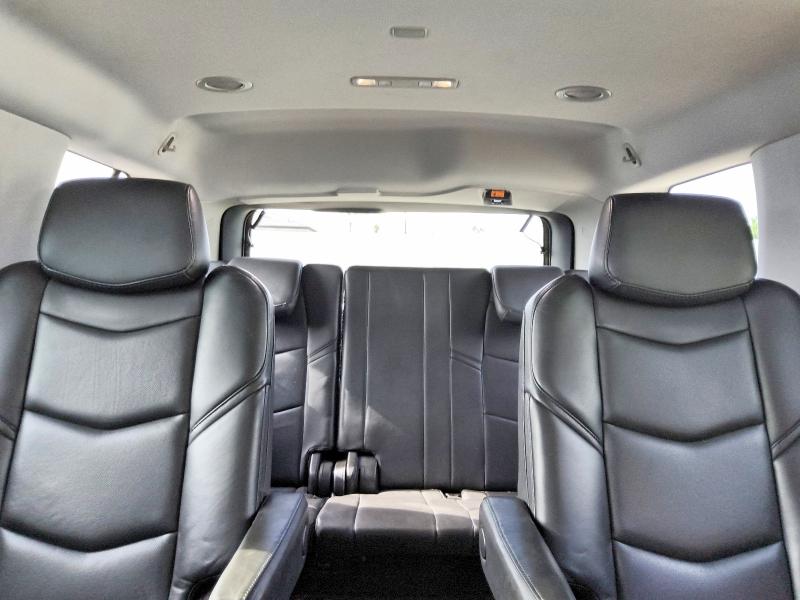 Продаж на аукціоні авто 2019 Cadillac Escalade, vin: 1GYS3CKJ6KR116805, номер лоту: 65936156