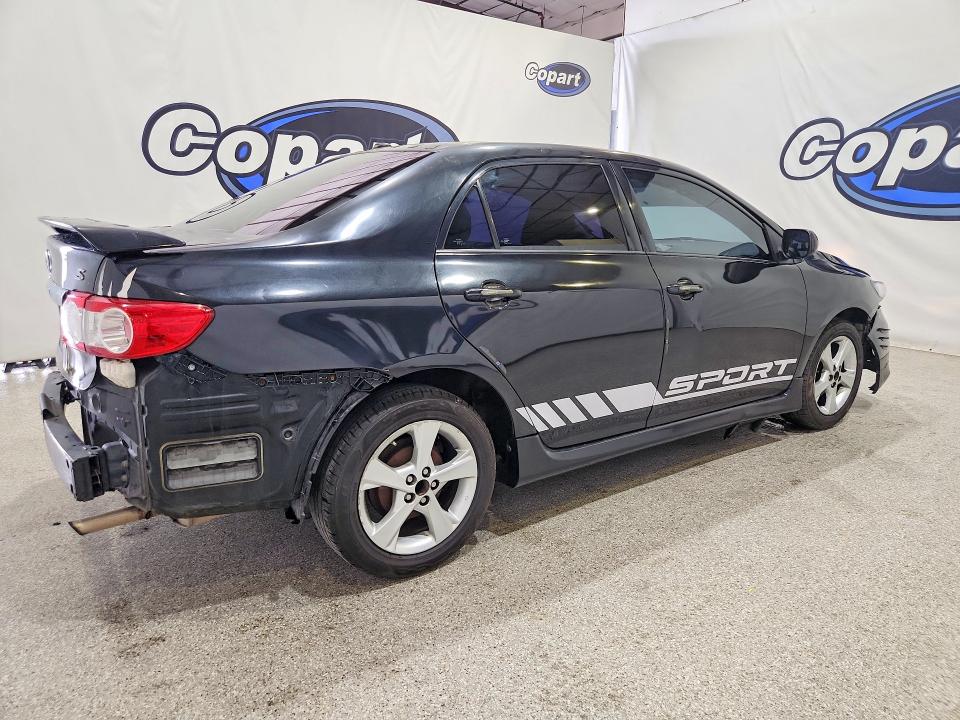63445046 :رقم المزاد ، 5YFBU4EE1BP001241 vin ، 2011 Toyota Corolla مزاد بيع