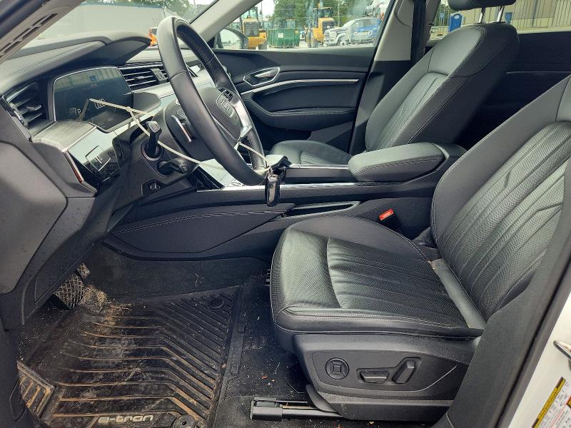 2022 Audi E-tron მანქანა იყიდება აუქციონზე, vin: WA1LAAGE8NB042262, აუქციონის ნომერი: 66478766
