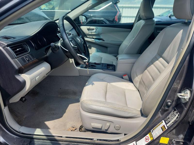 64554246 :رقم المزاد ، 4T4BF1FK4FR467155 vin ، 2015 Toyota Camry مزاد بيع