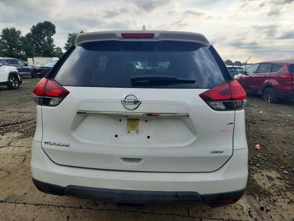 Продажа на аукционе авто 2017 Nissan Rogue, vin: JN8AT2MV3HW013545, номер лота: 66392296
