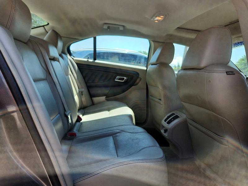 65192236 :رقم المزاد ، 1FAHP2HW7BG172125 vin ، 2011 Ford Taurus مزاد بيع