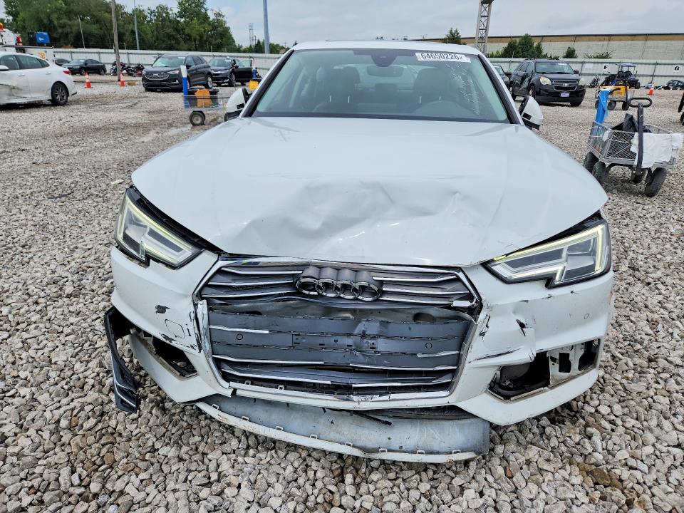 Продажа на аукционе авто 2018 Audi A4, vin: WAUENAF41JN003059, номер лота: 64650226