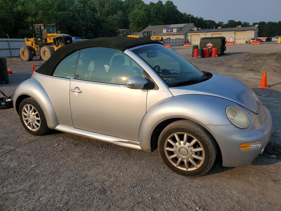 64285716 :رقم المزاد ، 3VWCM31Y94M324927 vin ، 2004 Volkswagen New Beetle مزاد بيع